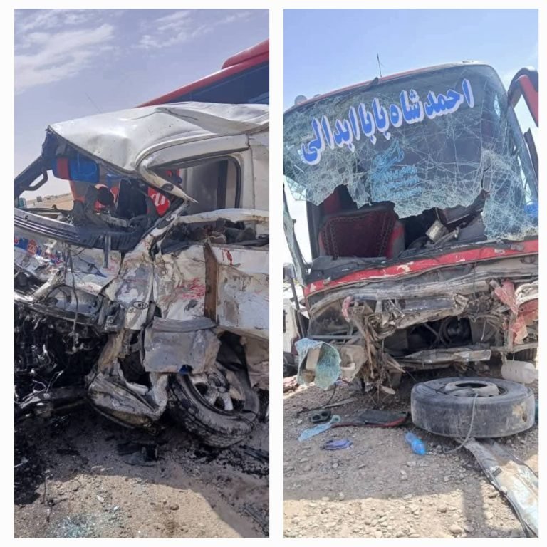 هلمند ـ واشېر؛د ټرافیکي پېښې له امله ۱۱ تنه وژل شوي