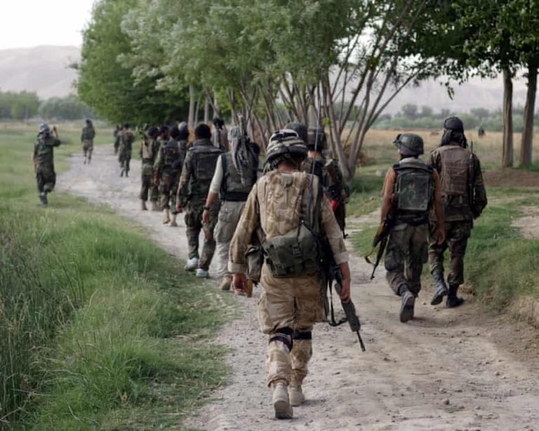 د برېتانیا دفاع وزارت:هغه افغانانو ته هیڅ غرامت نه ورکوو، چې نومونه یې افشاء شوي