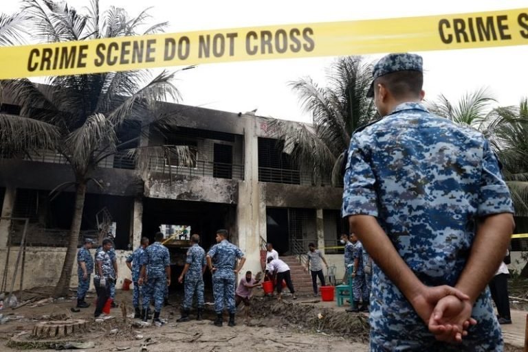 بنګله‌دېش؛د یوې الوتکې د غورځېدو له امله ۲۷ تنه وژل شوي