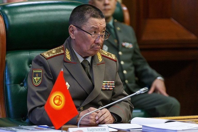 د قرغیزستان د ملي امنیت شورا منشي:د روسیې له لوري د طالبانو رسمیت پېژندنه منطقي ده؛ خو نور هېوادونه دې خپلواکه پرېکړه وکړي