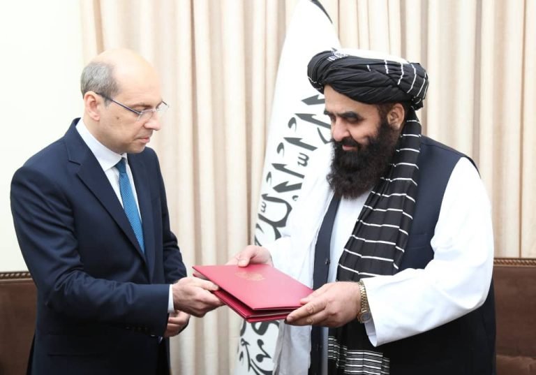 روسیې؛د طالبانو حکومت په رسمیت وپېژنده