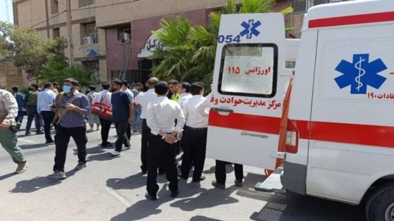 سیستان، بلوچستان؛د محکمې پر ودانۍ برید پای ته ورسېد، چې دوه تنه پکې وژل شوي او ګڼ نور ټپیان دي