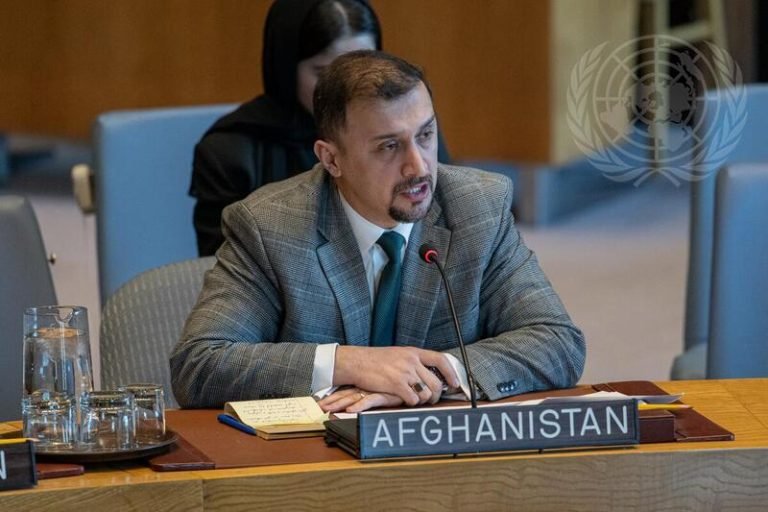 نصیر احمد فایق:د طالبانو حکومت د بامیان د پنجاب ولسوالۍ خلک اجباري کډوالۍ ته اړ کړي