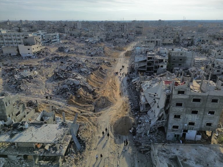 غزه؛د اسرائيلو د بريدونو له کبله مرګ‌ژوبله ۶۰ زرو ته ورسېده