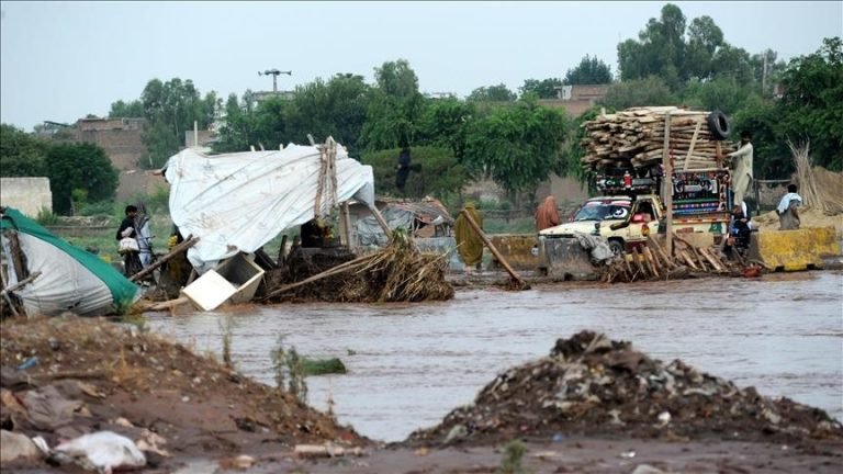 خیبرپښتونخوا؛وروستیو بارانونو شپږ تنه وژلي