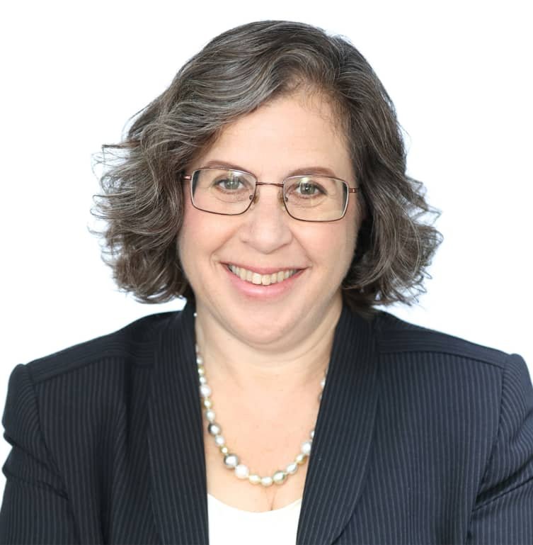 اني پفورزایمر:که طالبان د وسله‌والو د تمویل او شخصي زندانونو د ساتلو وس لري؛ نو د خلکو د خوراک لپاره هم بودیجه برابرولای شي