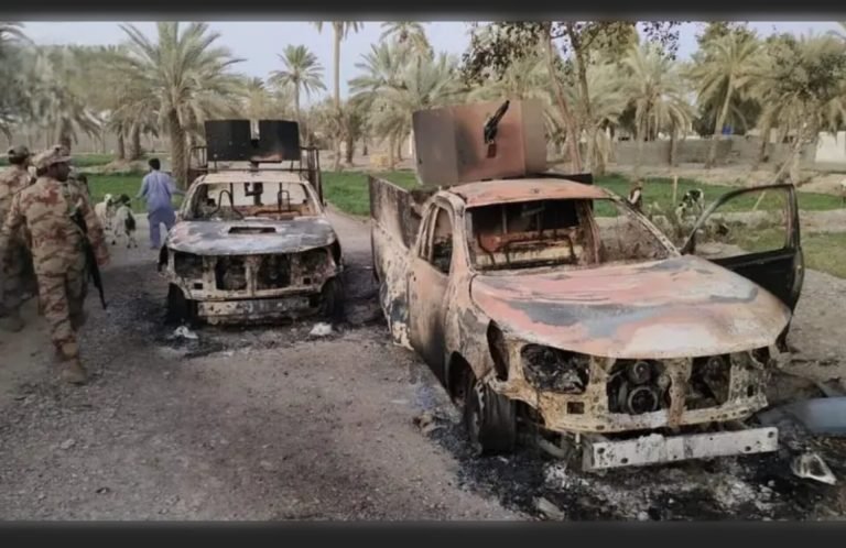 بلوچستان؛وسله‌والو د پاکستاني پوځیانو درې پوستو کې ۲۲ سرتېرو ته مرګ ژوبله اړولې