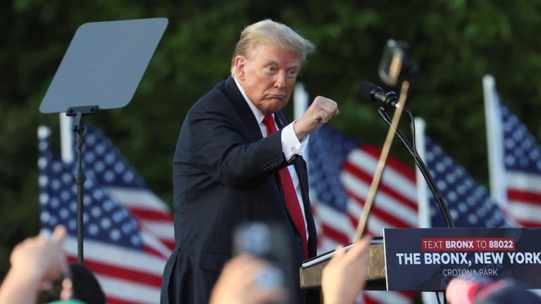 واشنګټن پوسټ:ټرمپ د ناقانونه کډوالۍ د مخنیوي په موخه شیکاګو ته د ملي ګارډ د استولو امر کړی