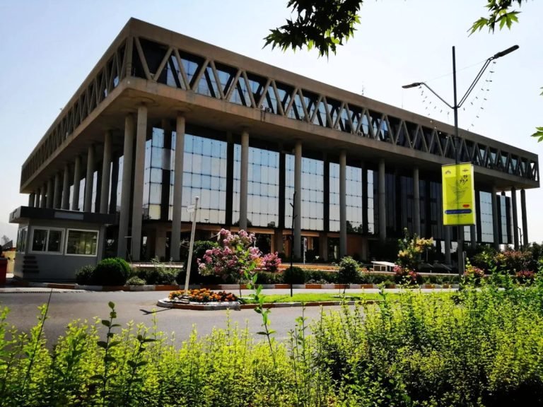 رویټرز؛له تېرو لسو کالو راهیسې د ایران صدا او سیما ټلویزون ته د ۳.۸ میلیونه ډالرو په ارزښت خبري مواد ورکړي