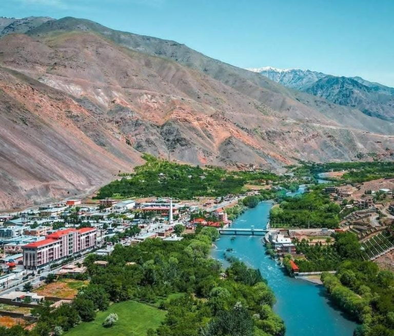 سیف الدین لټون:په پنجشیر کې د ټولو دولتي او خصوصي رسنیو تلویزیوني خپرونې بندې شوې