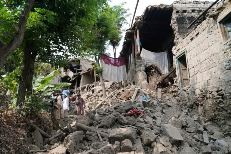 ملګري ملتونه:ژمی په چټکۍ را روان دی او د کونړ زلزله ځپلي بې‌سرپناه دي