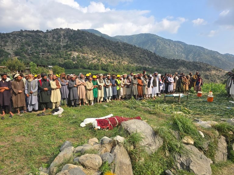 د ماشومانو د ژغورنې سازمان:د کونړ زلزله‌ځپلو ته بیړنۍ مرستې مو سیمې ته لېږلي