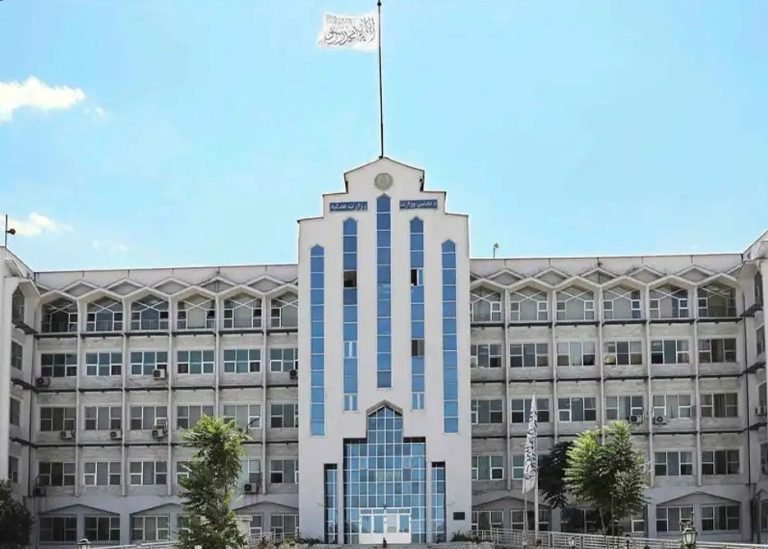 د طالبانو عدلیې وزارت:د تېر کال په پرتله د کورونو تر ۱۰سلنې زیاته کرایه اخیستونکو سره به قانوني چلند کېږي