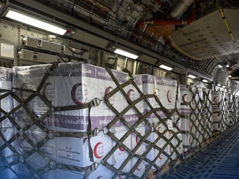 متحده عربي اماراتو؛د افغانستان زلزله‌ځپلو ته د نوو مرستو د رالېږلو لړۍ پیل کړه