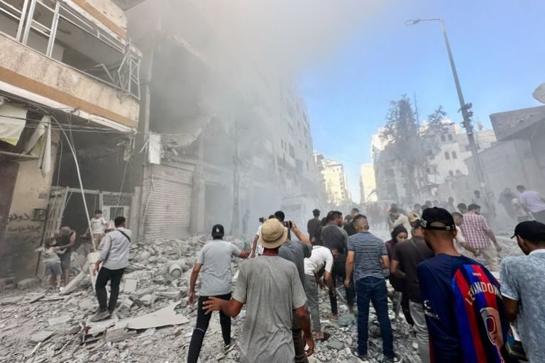 غزه؛د اسرایيلو تازه بريدونو ۷۳ فلسطینیان وژلي