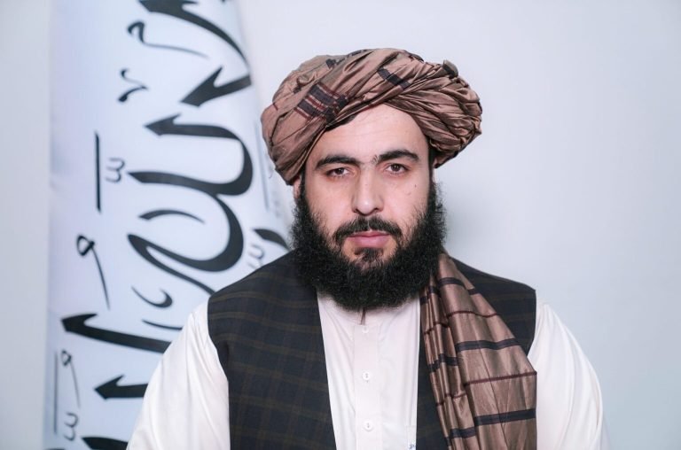 حمدالله فطرت:امریکا دې د بګرام پر ځای د دوحې هوکړې ته ژمنه پاتې شي