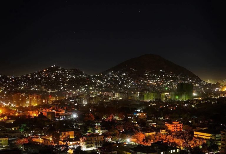 په کابل د پاکستان بریدونه؛یو برید عبدالحق څلور لارې کې په لنډ کروز موټر شوی او بل د کارته نو په یو کور شوی