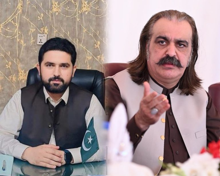 تحریک انصاف ګوند:علي امین ګنډاپور د عمران خان په امر له دندې استعفا ورکړه