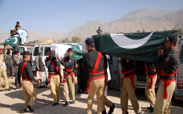 خیبر پښتونخوا؛په ډیره اسماعیل خان کې د برید پړه یوې نااشنا ډلې منلې خیبر پښتونخوا؛په ډیره اسماعیل خان کې د برید پړه یوې نااشنا ډلې منلې