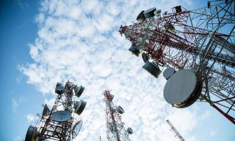 د طالبانو حکومت د مخابراتو وزارت:په افغانستان کې له ۲۶ میلیونه ډېر فعال سیمکارتونه او ۸۵ سلنه تر پوښښ لاندې دي