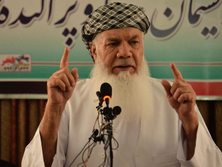 اسماعیل خان:د طالبانو د واکمنۍ دوام ناشونی دی او ژر به له منځه لاړ شي