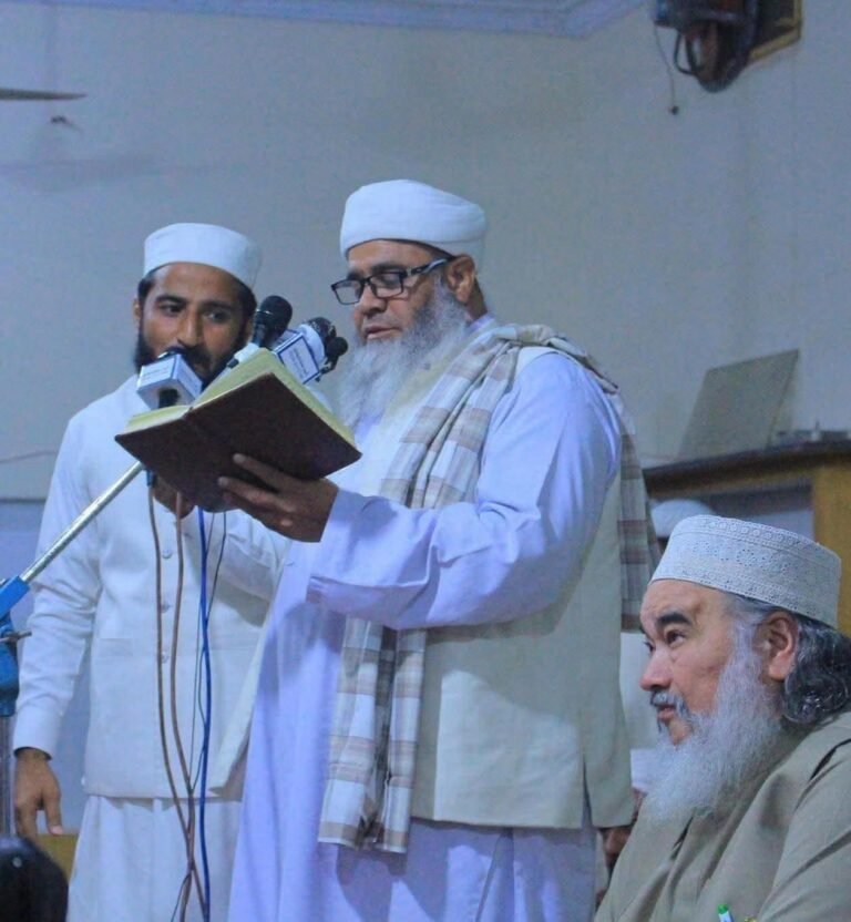 خیبر پښتونخوا؛په چارسده کې د جمعیت علما اسلام ګوند یو مخور غړی مولانا عبدالسلام په ډزو وژل شوی