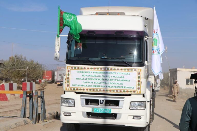 ترکمنستان؛د بلخ زلزله‌ځپلو لپاره د ۳۴ میلیونه افغانیو مرسته د طالبانو حکومت ته وسپارله