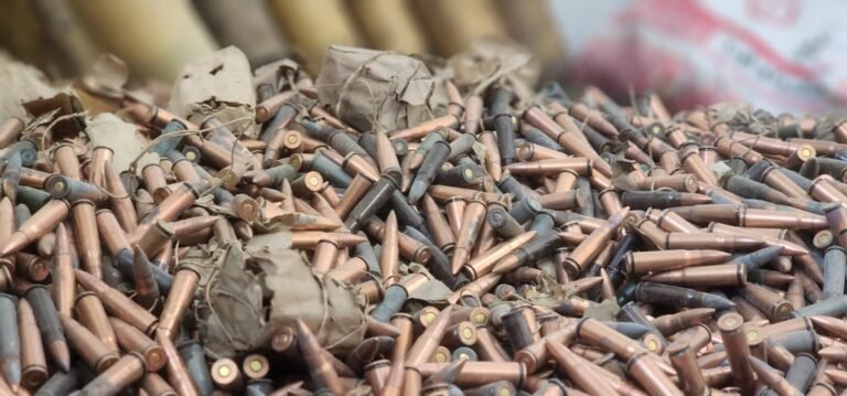 عبدالمتین قانع:په ارزګان کې د وسلو او مهماتو لویه زیرمه کشف شوې