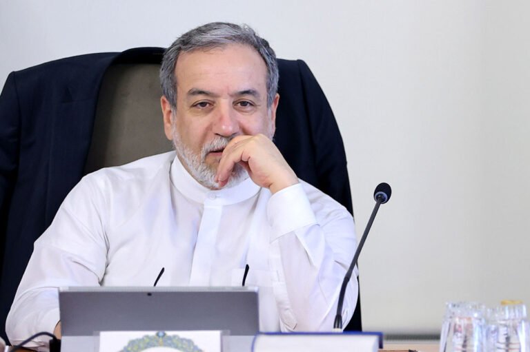 عباس عراقچي:د ایران او افغانستان سوداګري له اروپايي هېوادونو سره د تجارت له حجم څخه زیاته ده