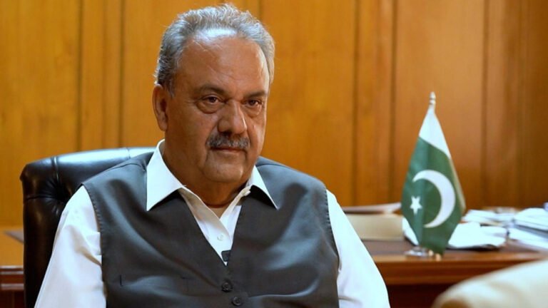 اصف درانی:د کابل–اسلام‌اباد کړکېچ د دوامدارو خبرو له لارې حلېږي، نه د خبرو په بندېدو