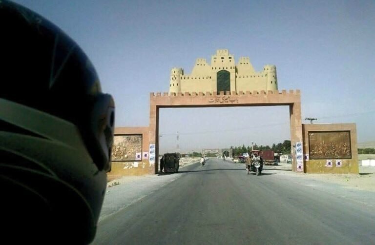 بلوچستان؛په قلات کې پر قبایلي مشر وسله‌وال برید کې څلور تنه وژل شوي