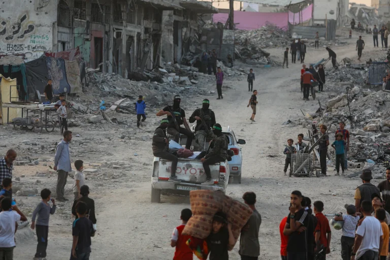 رویټرز:حماس په غزه کې خپل کنټرول سخت کړی؛ د مالیو او اعدامونو په اړه ادعاوې راپورته شوې