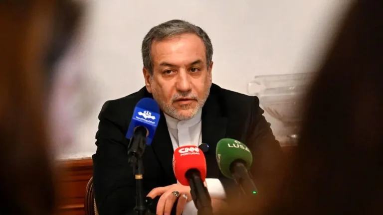 عباس عراقچي؛د افغانستان او پاکستان د نږدې کولو لپاره د سیمه‌ییزې ناستې د جوړېدو اعلان وکړ