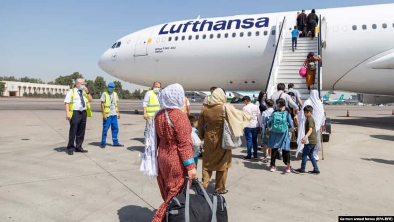 جرمني؛په پاکستان کې مېشت ۵۳۵ افغانان جرمني ته لېږدوي