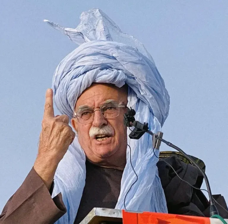 محمود خان اڅکزی:افغانستان دا مهال تر پاکستان ډېر امن دی او اسلام‌اباد پر افغانانو د غوښتنو د منلو حق نه لري