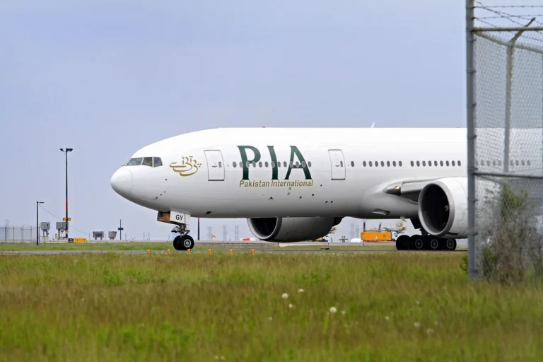 پاکستان کې اقتصادي بحران؛یوې سوداګریزې ډلې د پاکستان د PIA ۷۵ سلنه ونډې اخیستلو لپاره تر ټولو لوړه بولي کړې