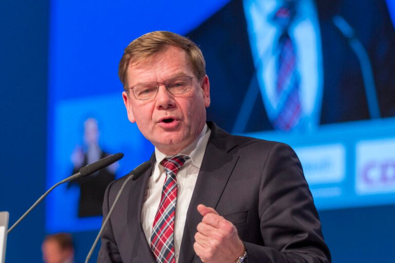 د آلمان د بهرنیو چارو وزیر:د افغان کډوالو انتقال له پاکستانه اوس لومړیتوب دی