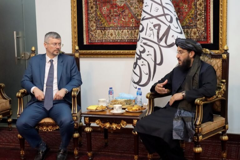 د طالبانو حکومت او روسیې د سفیرانو لیدنه؛د اړیکو د پراختیا او سیمه‌ییز ثبات پر همکاریو خبرې شوې