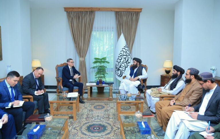 افغانستان او قزاقستان؛پر سیاسي او اقتصادي اړیکو خبرې کړي