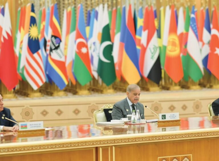 شهباز شریف:له افغانستانه د ترهګرۍ نوی ګواښ راټوکېدلی، نړۍ دې پر طالبانو فشار زیات کړي