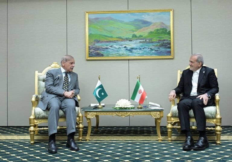 شهباز شریف مسعود پزشکیان ته:د طالبانو حکومت دې د پاکستان د امنیتي اندېښنو په حل کې جدي اقدام وکړي