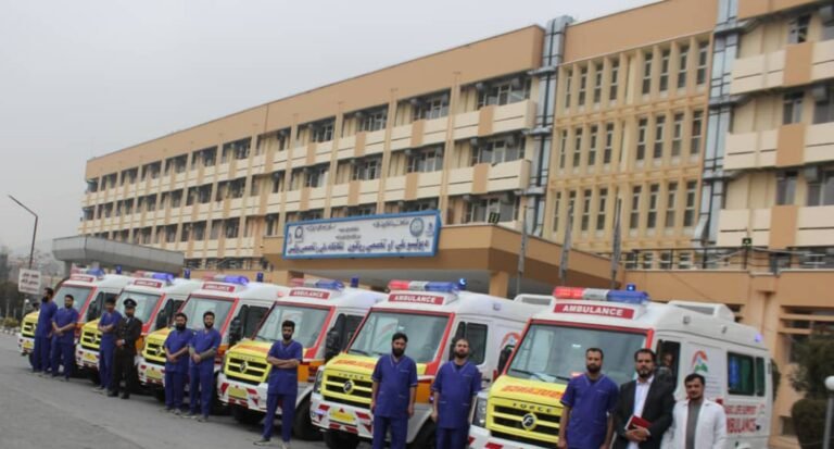 عبدالمتین قانع:د هند لخوا شپږ مجهز امبولانسونه د کورنیو چارو وزارت ته وسپارل شول