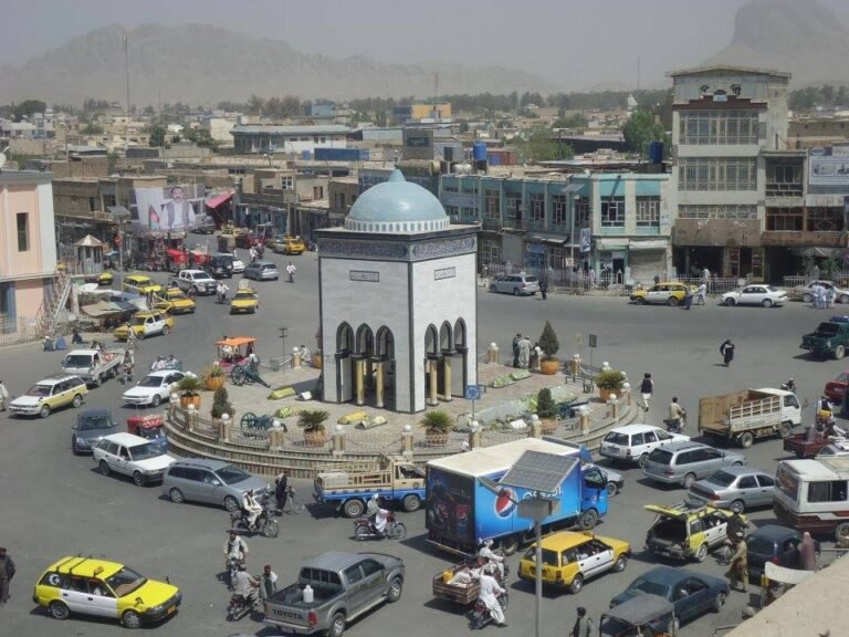 کندهار؛نامالومو کسانو سپین بولدک کې یو ملا امام وژلی دی