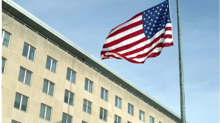 امریکا ایران ته: سیاسي بندیان مو نه دي هېر کړي؛ د ټولو فکري بندیانو د سمدستي خوشې کېدو غوښتنه کوو