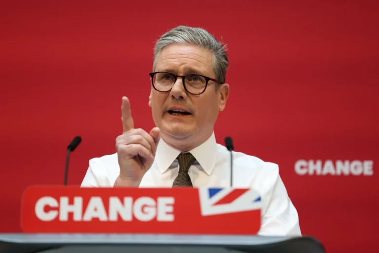 کییر سټارمر:د ایران د اوسني رژیم واکمنان له هر ډول انساني کرښو اووښتي