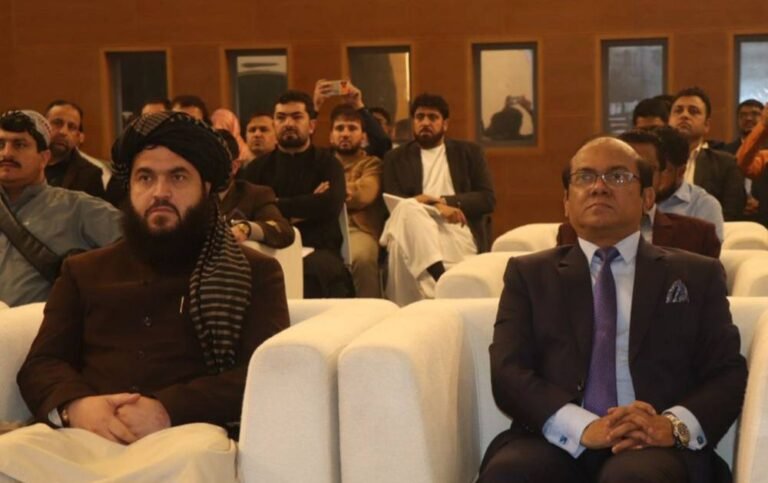 بنګله‌دېش؛افغانستان ته په دوامدار ډول د معیاري درملو او طبي محصولات د صادریدو چمتووالی ښودلی