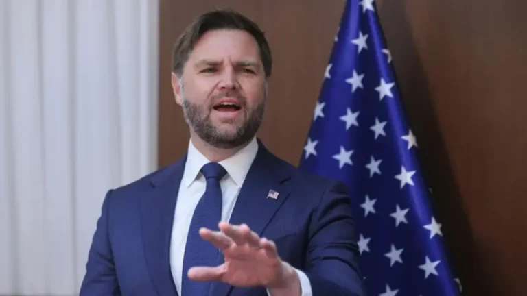 د ونس دفتر:د ایران پر ضد د اقدام په اړه ټول انتخابونه د ټرمپ مخې ته پراته دي