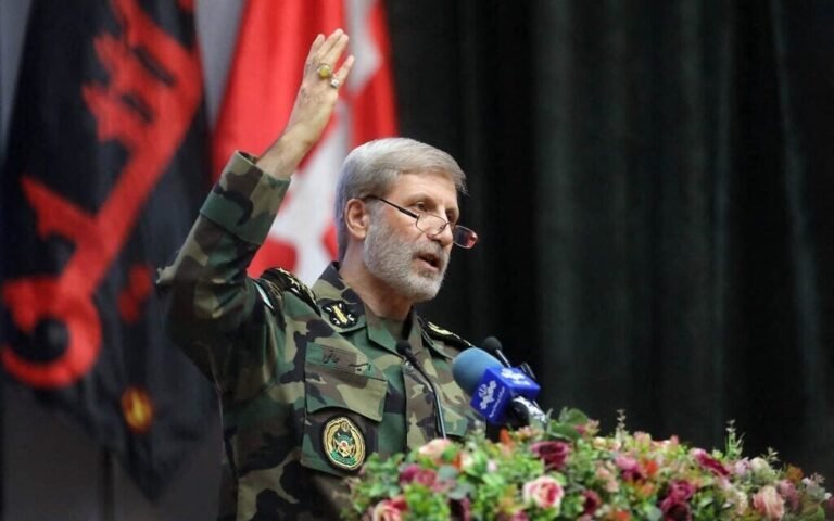 د ایران د پوځ لوی درستیز:د ایران د اسلامي جمهوریت د له منځه تلو خوبونه دې څوک نه ګوري