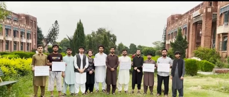 په پاکستان کې افغان محصلین:د ویزو د نه تمدید له امله له جدي ستونزو سره مخ یوو