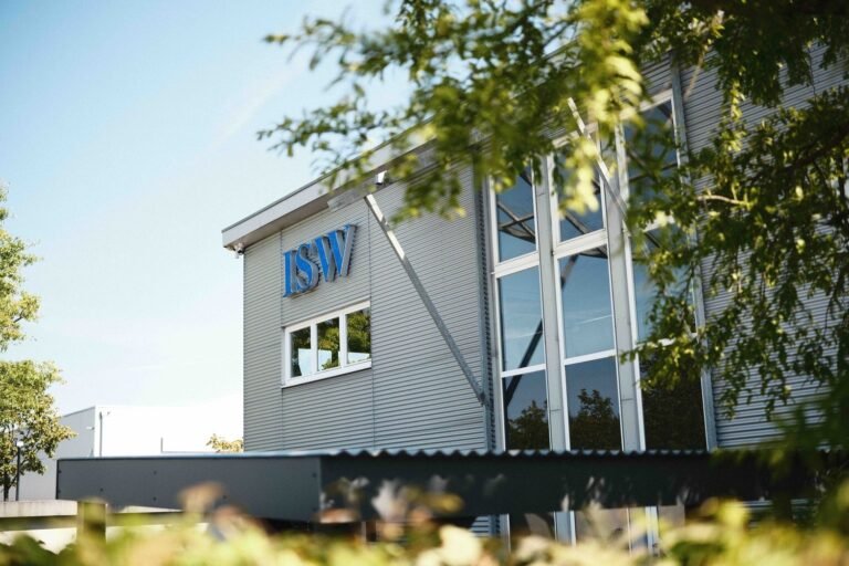 د امریکا د جګړې د څېړنې اداره:د ایران پراخ لاریونونه د رژیم امنیتي ځواکونه ننګوي